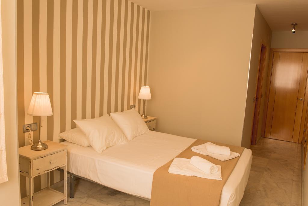 Ab Apartamentos Reding Málaga Szoba fotó